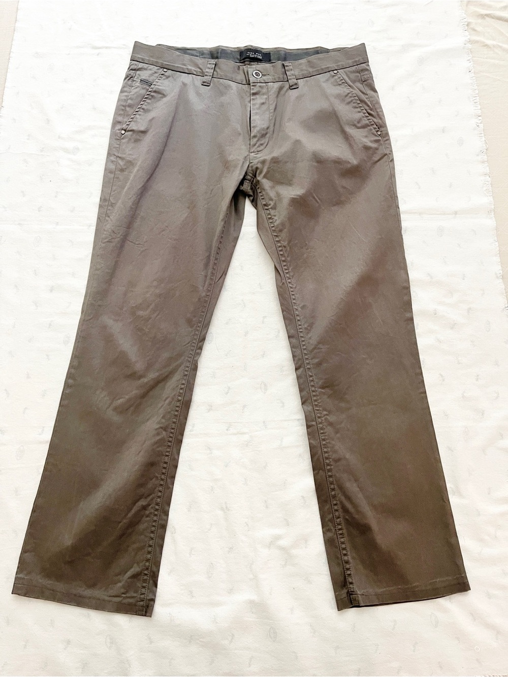 Zara Men’s Taupe Grey Chinos | Straight Leg | Smart Casual Essential, Size 36